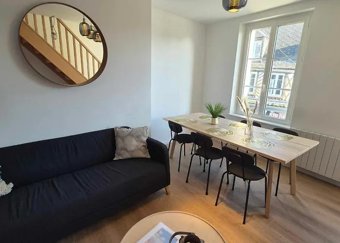 Holiday home Maison Les 4 Mers